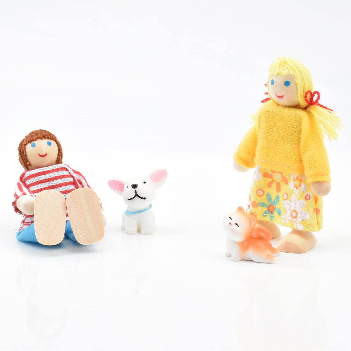 Wooden Dollhouse Dolls Family Set of 8 Miniature Figures and 2 Pets D2759